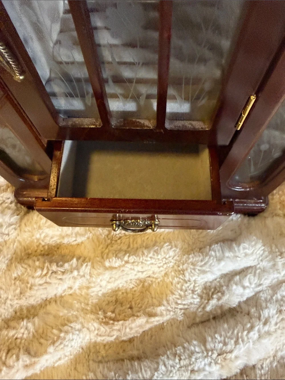 Mahogany Finish Jewelry Chest